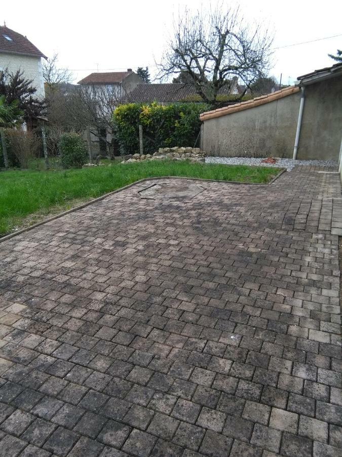 Comme Chez Vous Leilighet Ruelle-sur-Touvre Eksteriør bilde